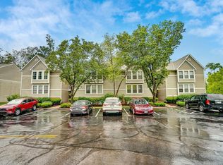 136 High Ridge Ct UNIT 2, Fairfield, OH 45014