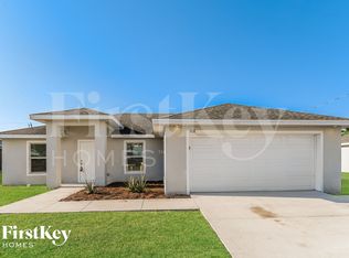 908 SW Trafalgar Pkwy, Cape Coral, FL 33991