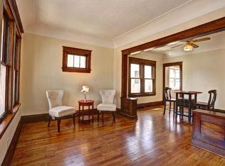 1153 Woodbridge St, Saint Paul, MN 55117