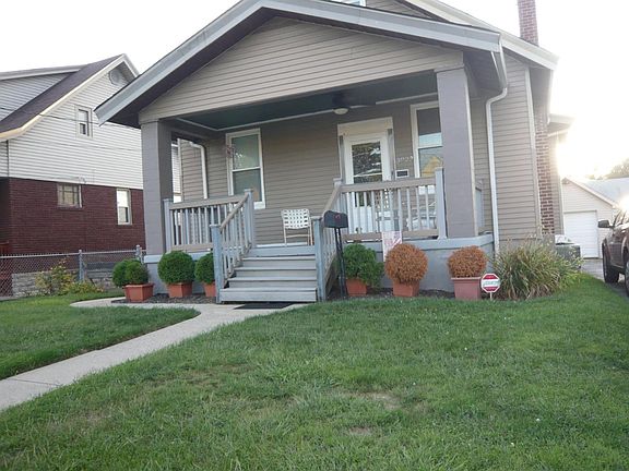 3rd image of 3823 Nolan Ave