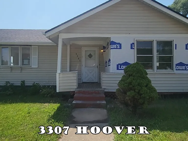 3307 Hoover Ave — Photo 1