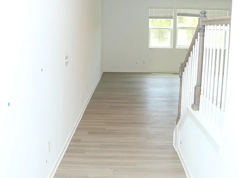 5785 Thornton Dr — Photo 6