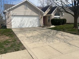 13231 Sweet Briar Pkwy, Fishers, IN 46038