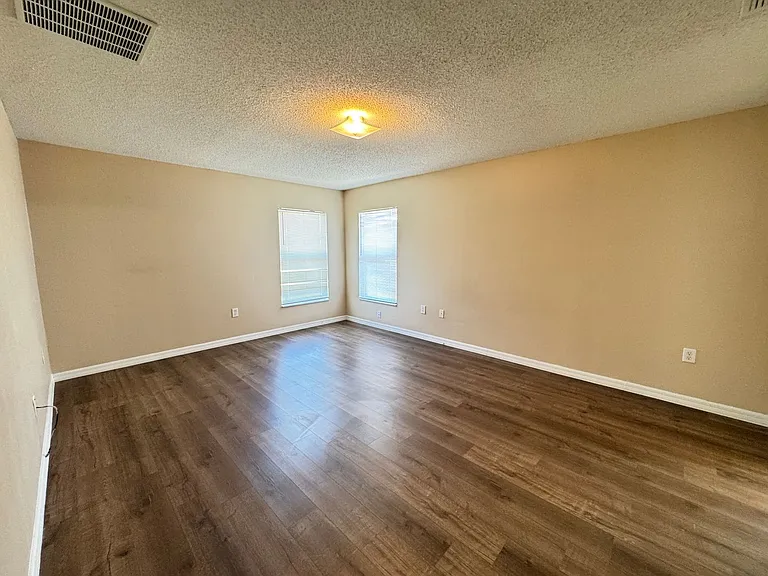 321 Drum Ln — Photo 18