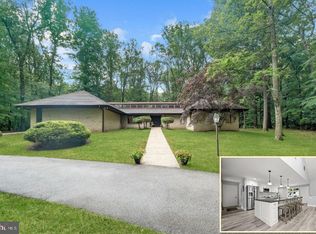 2419 Velvet Ridge Dr, Owings Mills, MD 21117