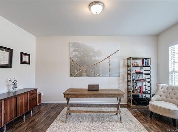 5th image of 1117 Wellington Ave