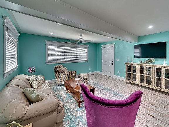 5th image of 4108 12th Avenue Dr W