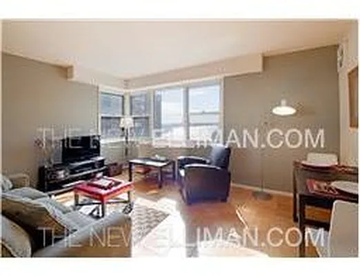 Rented by Douglas Elliman | media 26