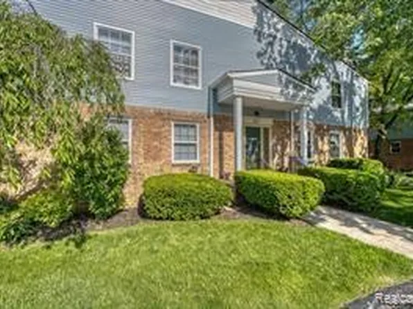 527 E University Dr APT 1108, Rochester, MI 48307