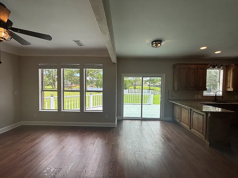 7432 San Ramon Dr — Photo 5