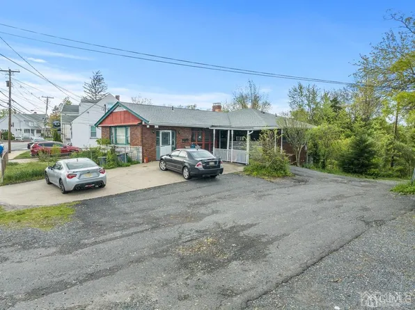 233 S Main St, Milltown, NJ 08850