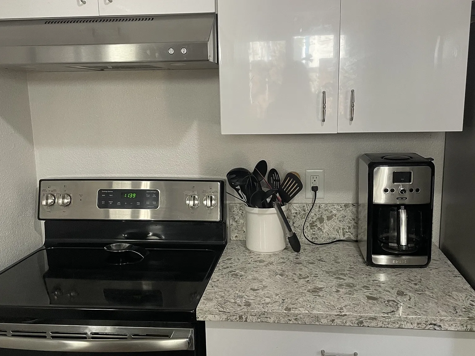 808 Caroline Avenue Apt A - 1 — Photo 2