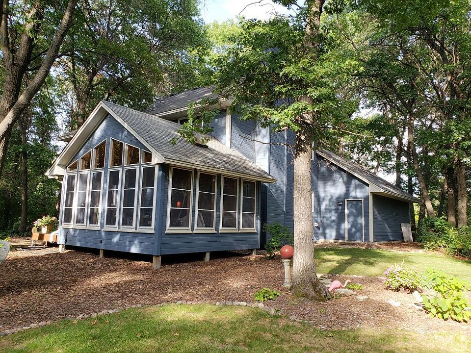 2nd image of 15330 Uplander St NW