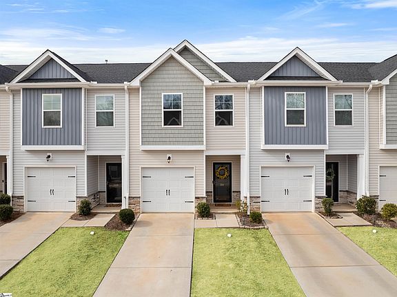 2nd image of 311 Highline Trl