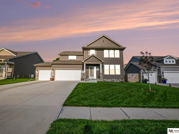 7412 S 185th St, Omaha, NE 68136