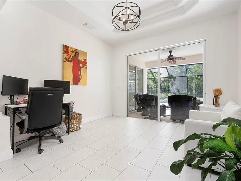 404 Golden Harbour Trl — Photo 8