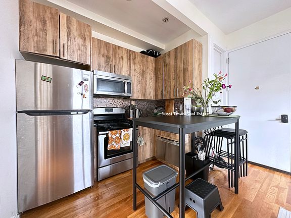 4th image of 11 W 128th St APT 2F