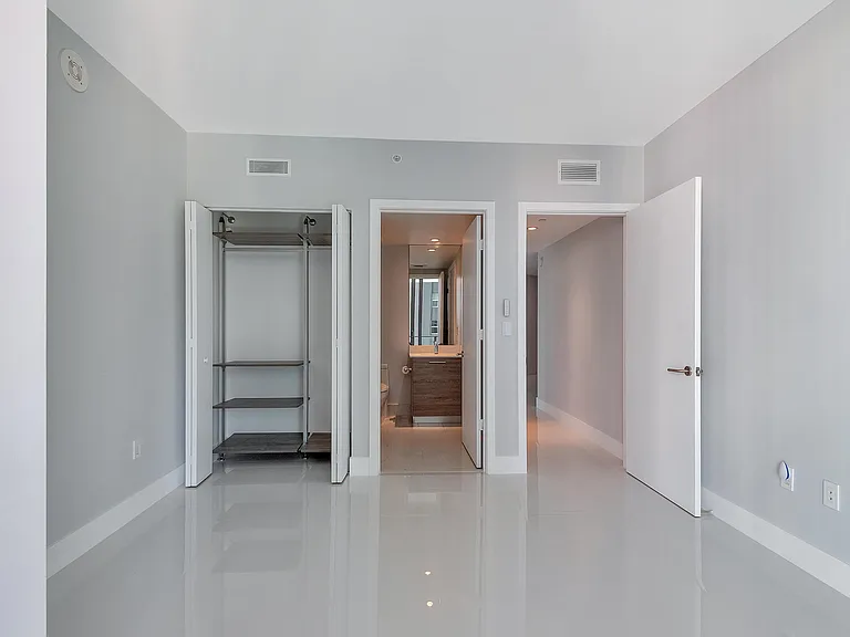 1300 S Miami Ave #2401 — Photo 23