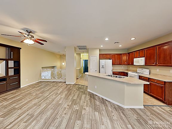 3rd image of 6440 Diego Dr
