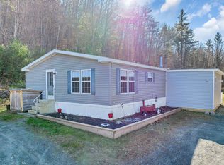 859 Tigertown Rd, White Riv Jct, VT 05001