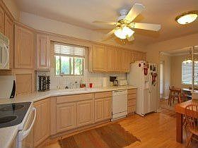 4th image of 2922 E Hillsden Dr