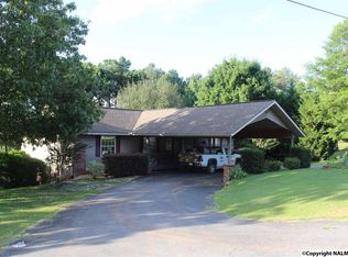 98 NE Thompson Rd, Decatur, AL 35603