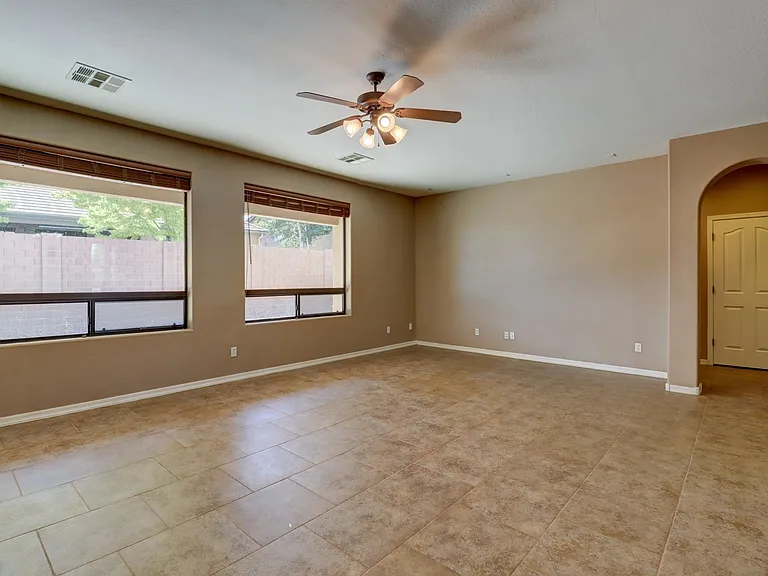 2905 Leonita Ct — Photo 7