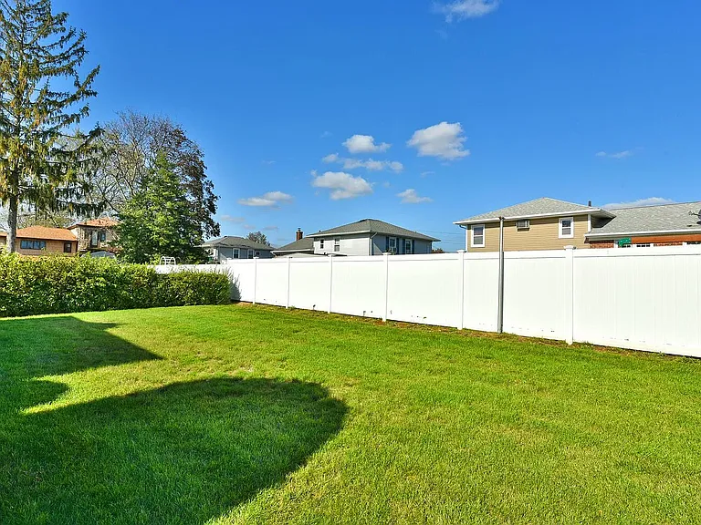 6 Milburn St — Photo 25