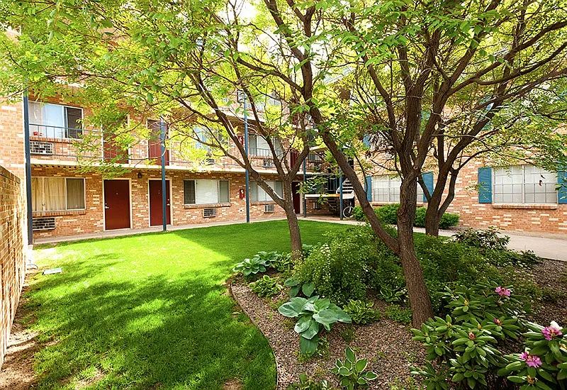 Carousel Apartments — Photo 1