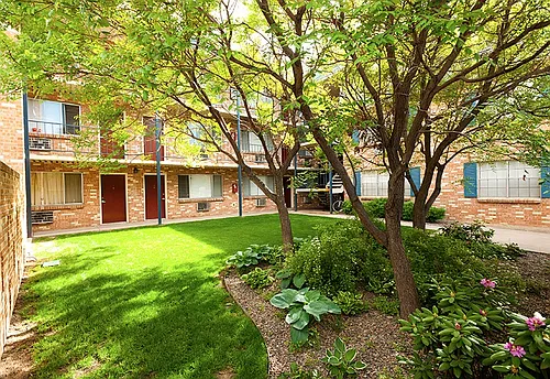 Carousel Apartments Photo 1
