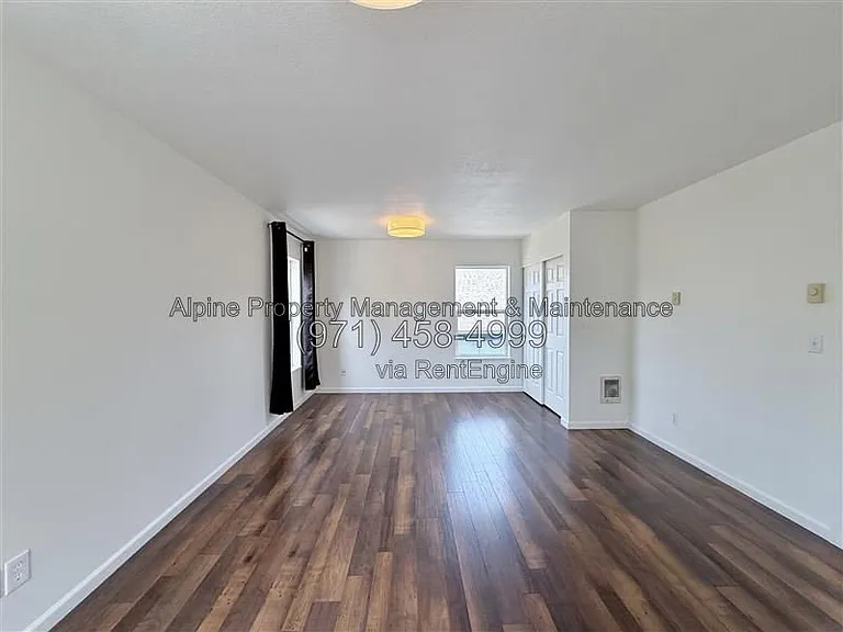 5238 NE 14th Pl — Photo 22