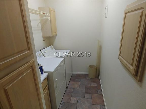 4th image of 100 Lemon Glaze St Unit 103