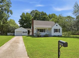 4009 Maple Dr, Chesapeake, VA 23321