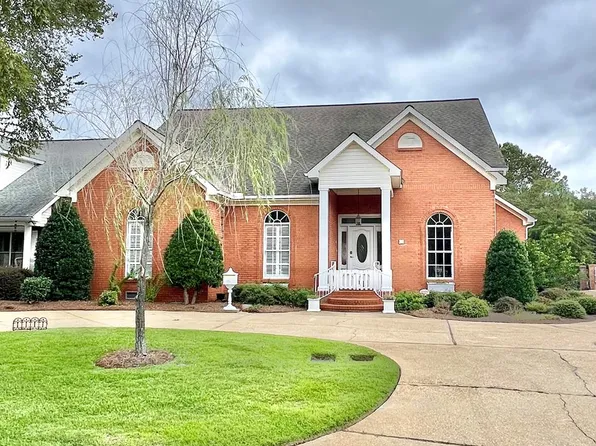 31 Williamsburg Pl, Dothan, AL 36305