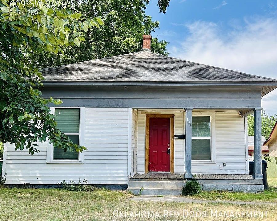 1st image of 609 SW 24th St