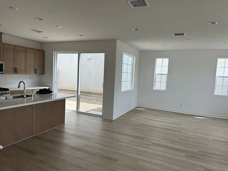 13885 Sedum Ln — Photo 18