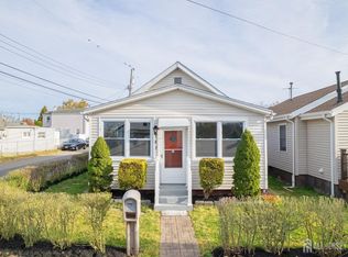 43 Lantana Way, Laurence Harbor, NJ 08879