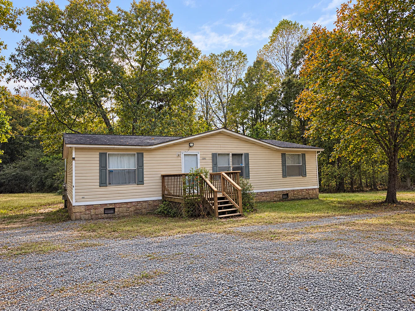 3 bed, 1344 sqft, $1,395 — Photo 3