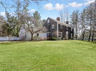 3 Well House Ln, Mamaroneck, NY 10543