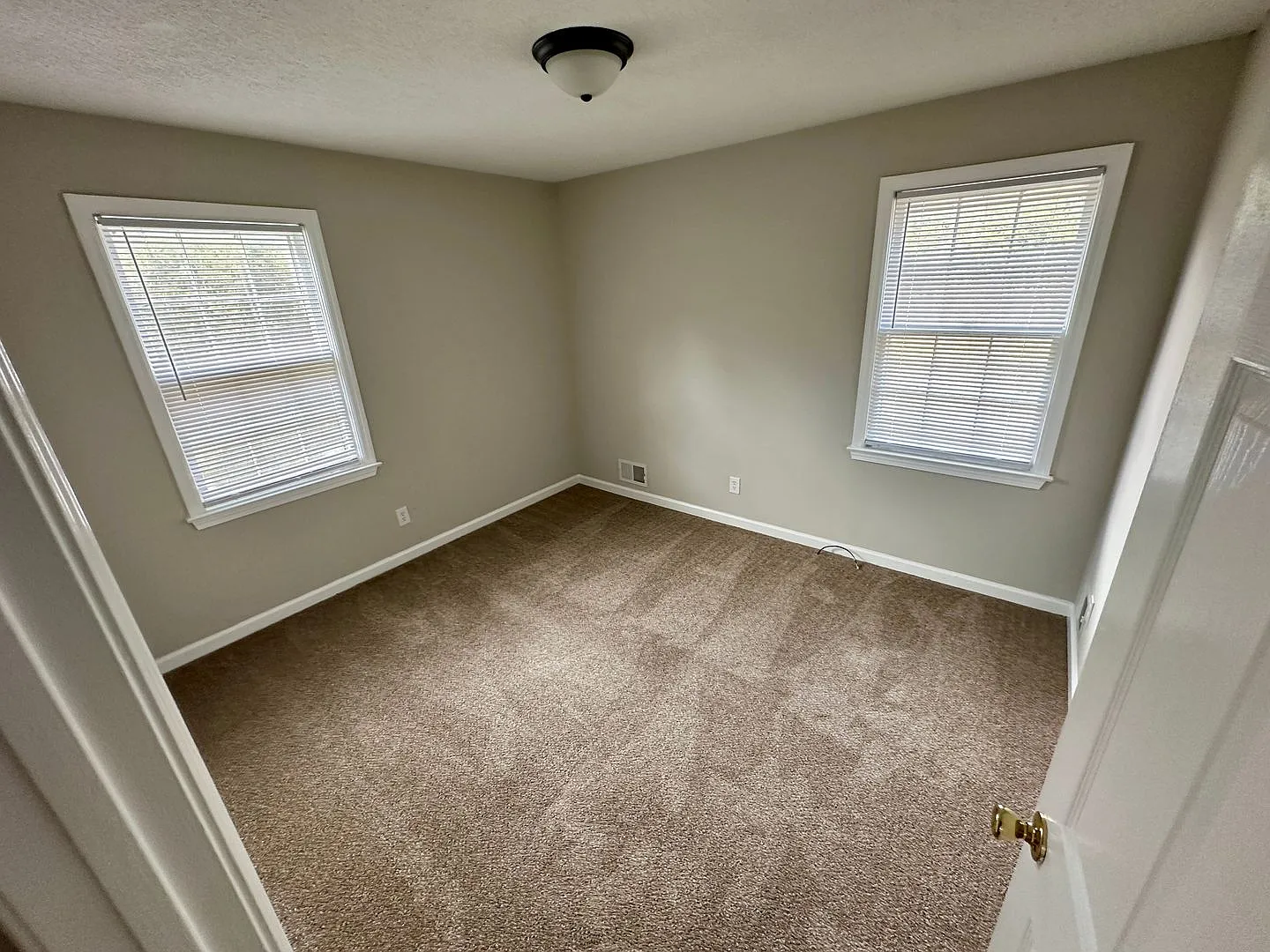 Trenholm Apartments — Photo 2