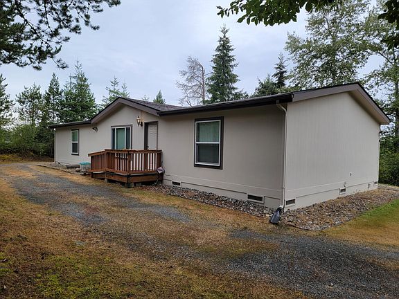 5th image of 11912 Hillcrest Dr SE
