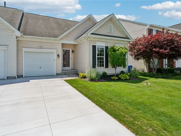 71 Carla Ln, Buffalo, NY 14224
