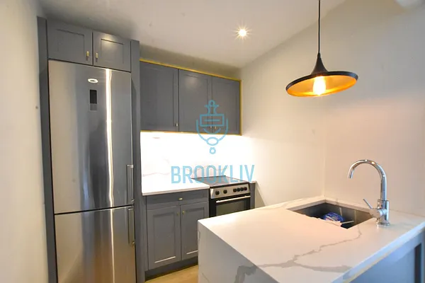 Rented by null | media 52