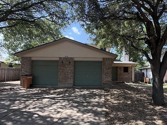 2nd image of 2906 Kestrel Dr #B