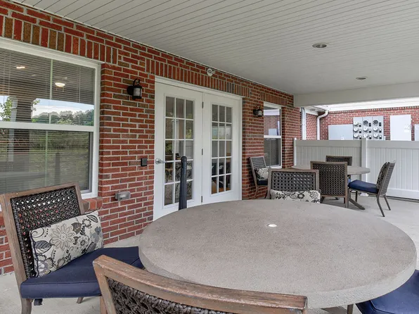 Pringle House, 405 State Route 20 #119, Buckhannon, WV 26201