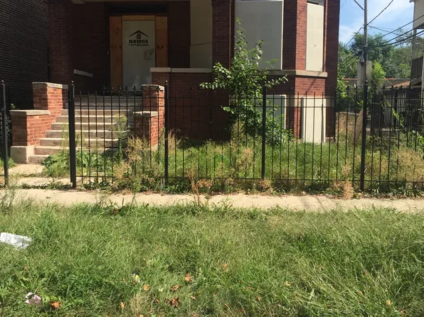 7843 S Burnham Ave, Chicago, IL 60649