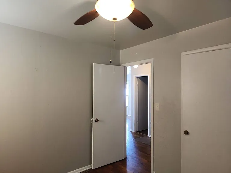 3932 SW 23rd St — Photo 5