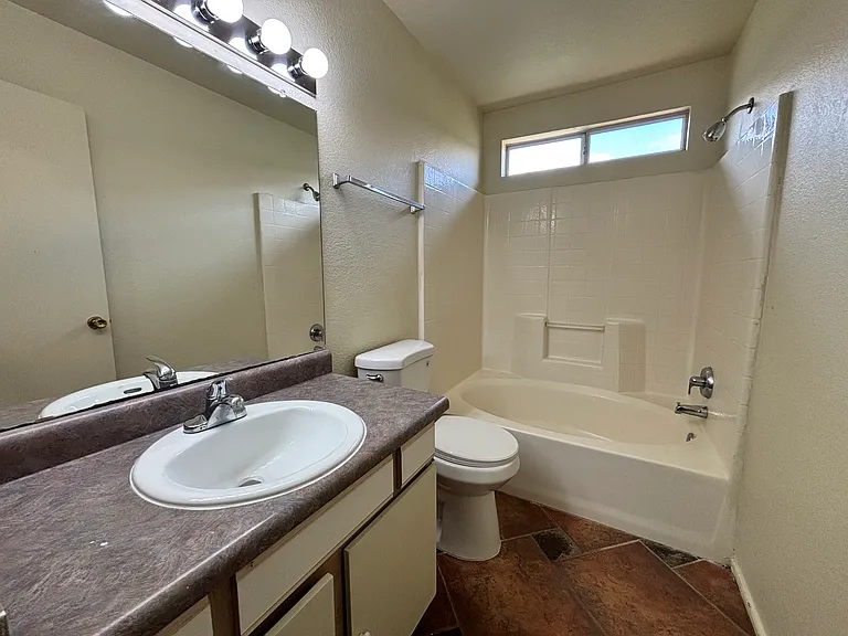 3550 W Trevor Dr — Photo 8