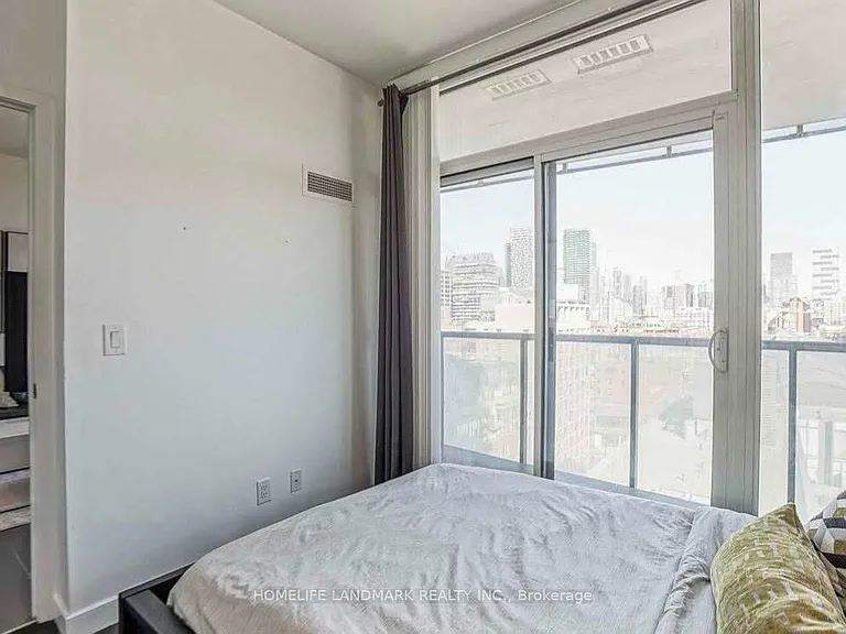 1 Market St #1105 — Photo 11