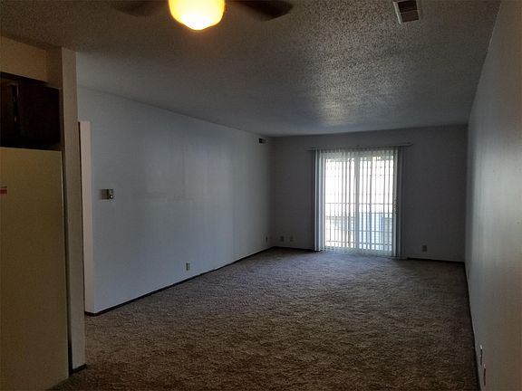 5th image of 3223 Scenic Dr #11